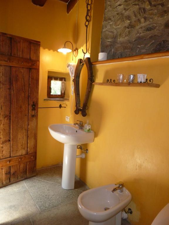 Agriturismo Barba Gust เชซานา โตรีเนเซ ภายนอก รูปภาพ
