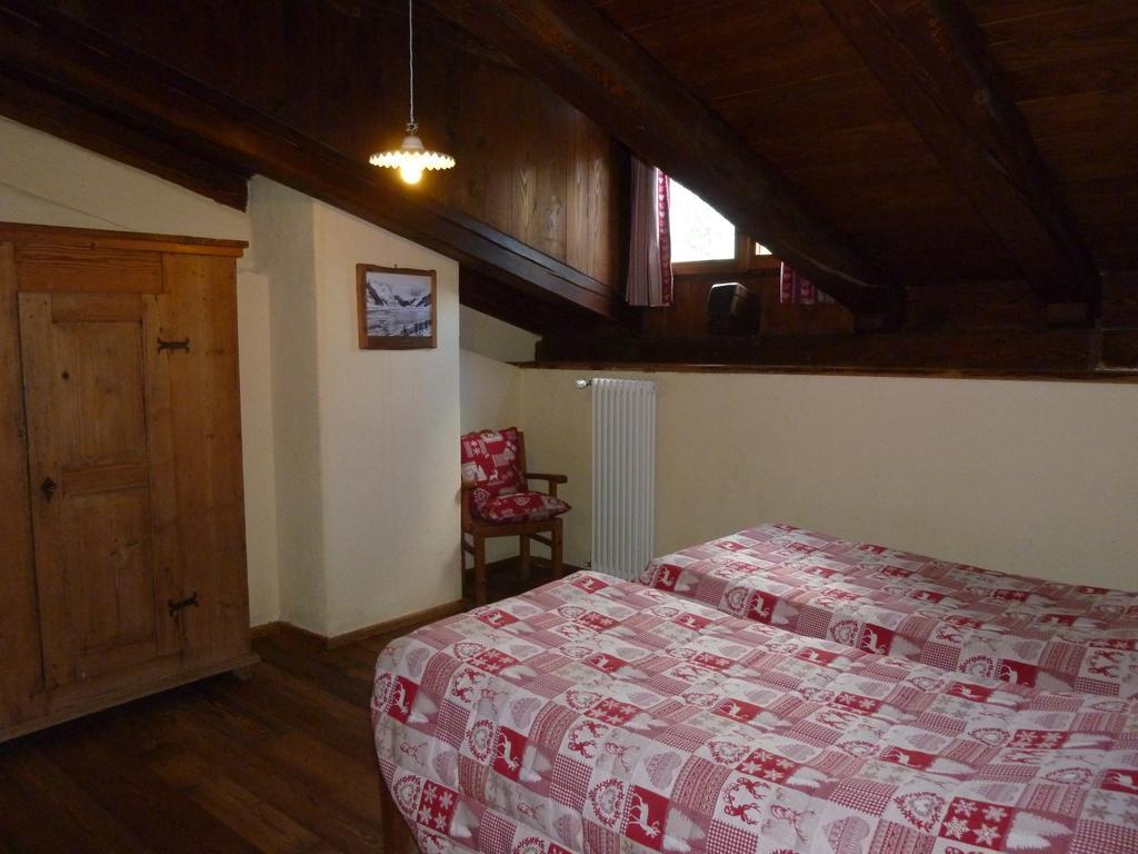 Agriturismo Barba Gust เชซานา โตรีเนเซ ภายนอก รูปภาพ