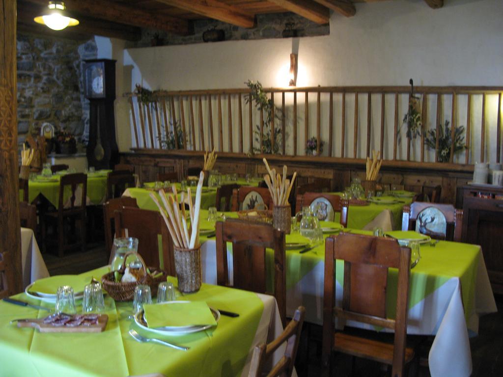 Agriturismo Barba Gust เชซานา โตรีเนเซ ภายนอก รูปภาพ